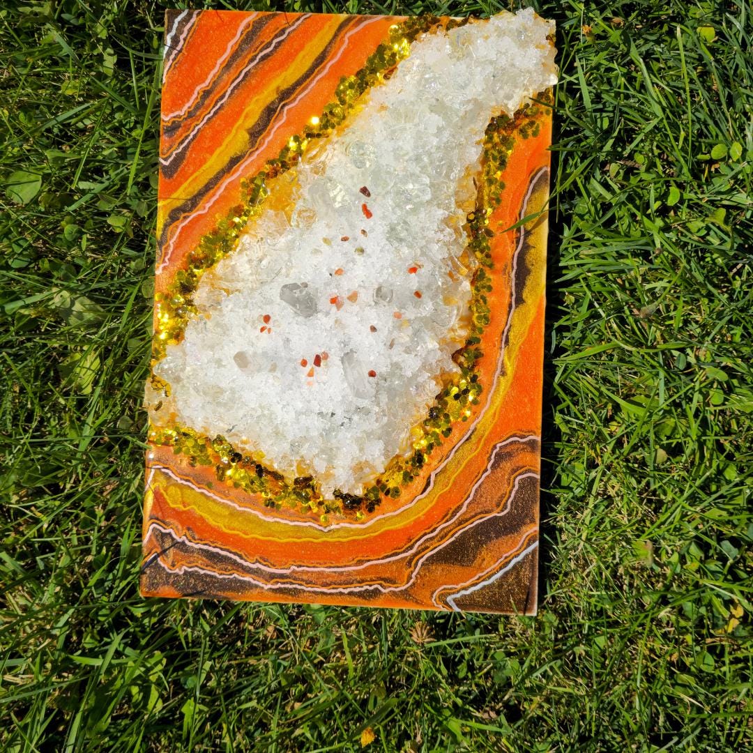 Geode Resin Art: Clear Quartz, Agate & Crushed Glass - 8x12